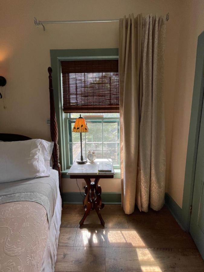 Carriage House Bed & Breakfast Winona Exterior foto