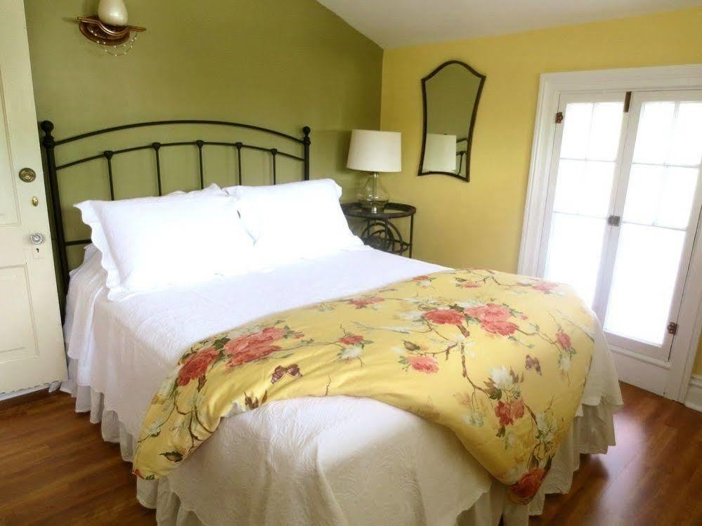 Carriage House Bed & Breakfast Winona Exterior foto