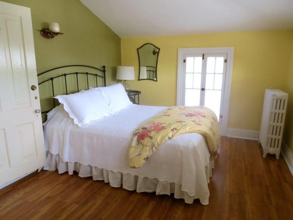 Carriage House Bed & Breakfast Winona Exterior foto